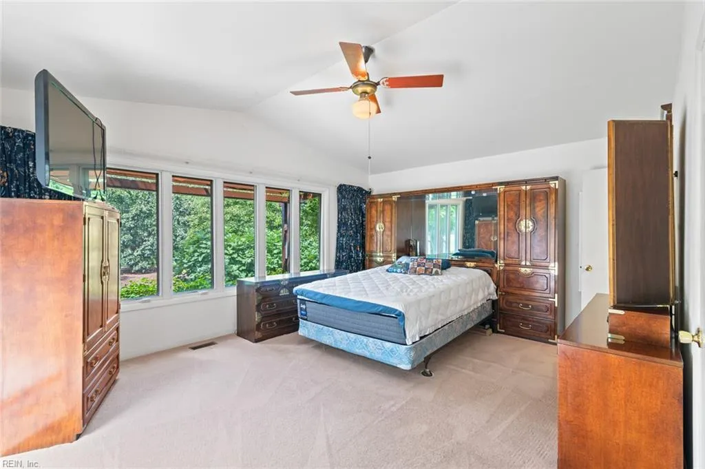 Hampton, Virginia 23669, United States, 5 Bedrooms Bedrooms, ,3 BathroomsBathrooms,Residential,Active,180951