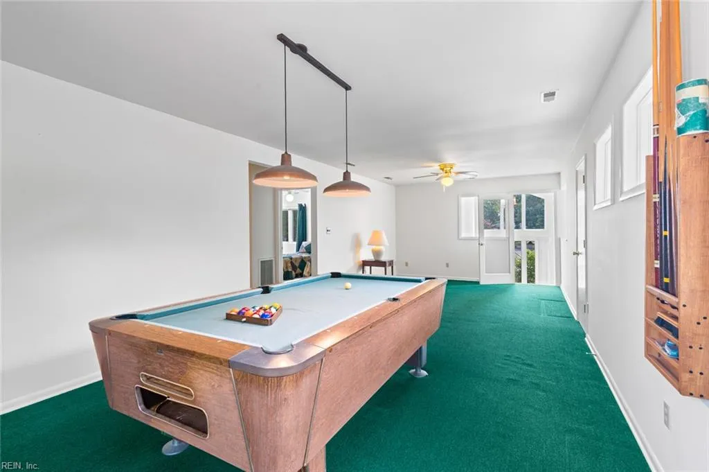 Hampton, Virginia 23669, United States, 5 Bedrooms Bedrooms, ,3 BathroomsBathrooms,Residential,Active,180951