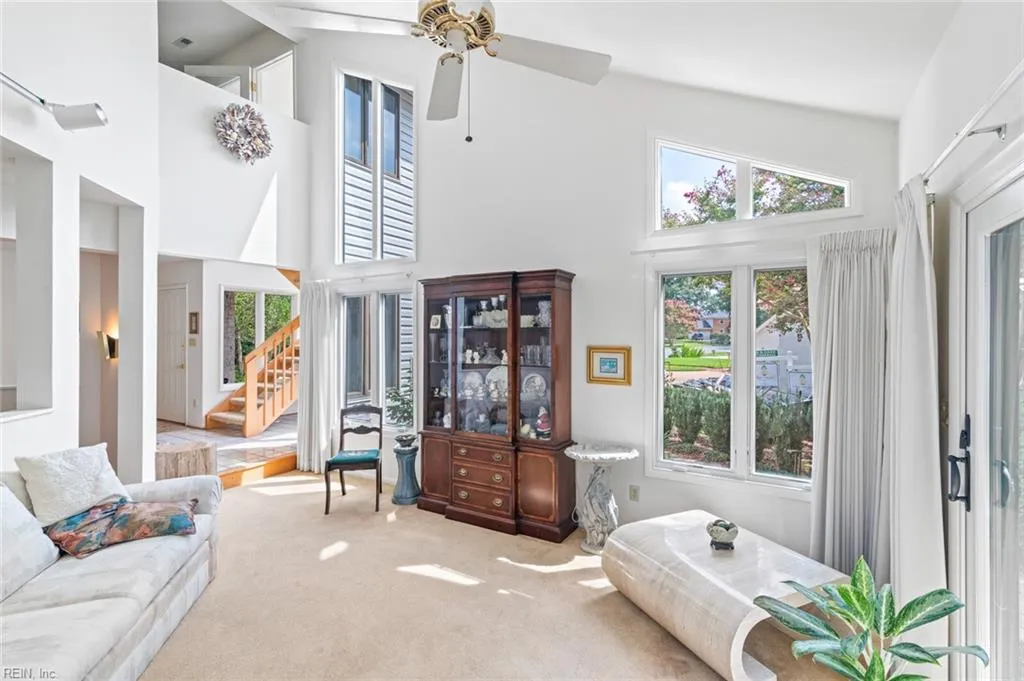 Hampton, Virginia 23669, United States, 5 Bedrooms Bedrooms, ,3 BathroomsBathrooms,Residential,Active,180951