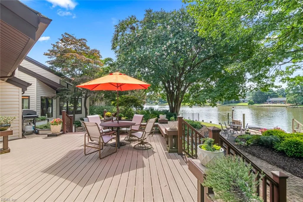 Hampton, Virginia 23669, United States, 5 Bedrooms Bedrooms, ,3 BathroomsBathrooms,Residential,Active,180951