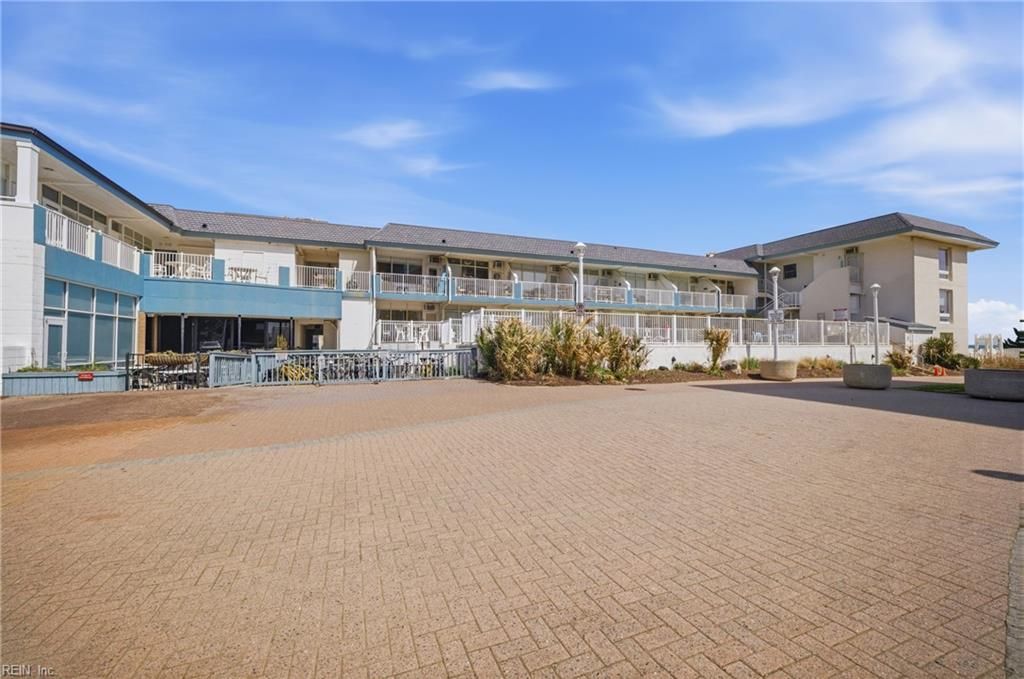 Photo of 4005 Atlantic Avenue #112, Virginia Beach, VA 23451 (MLS # 10627336)