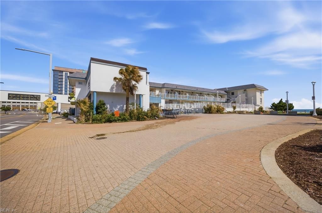 Photo of 4005 Atlantic Avenue #112, Virginia Beach, VA 23451 (MLS # 10627336)