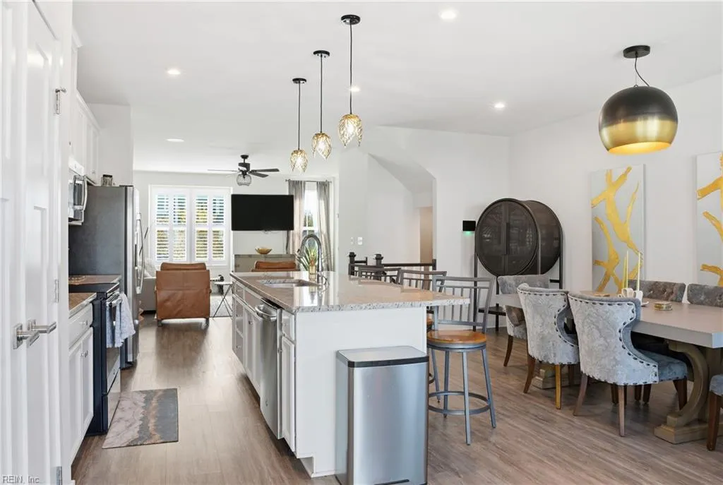 Chesapeake, Virginia 23323, United States, 3 Bedrooms Bedrooms, ,3 BathroomsBathrooms,Residential,Active,238670