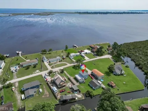 MLS: 10572809