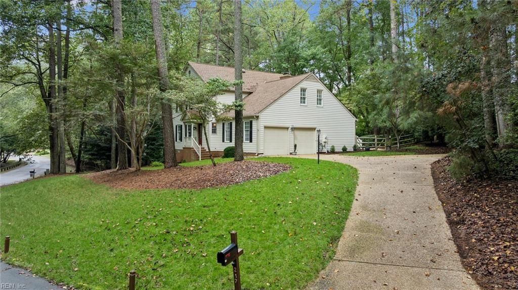 Photo of 217 E Tazewells Way, Williamsburg, VA 23185 (MLS # 10604858)