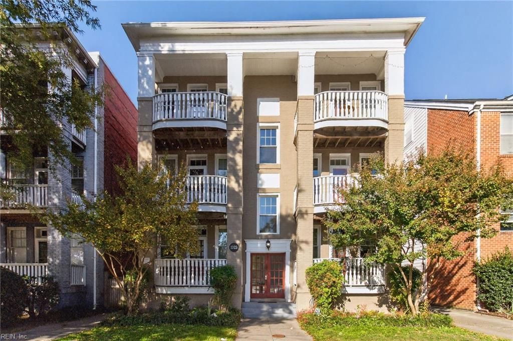 Photo of 1323 Colonial Avenue #4, Norfolk, VA 23517 (MLS # 10607408)