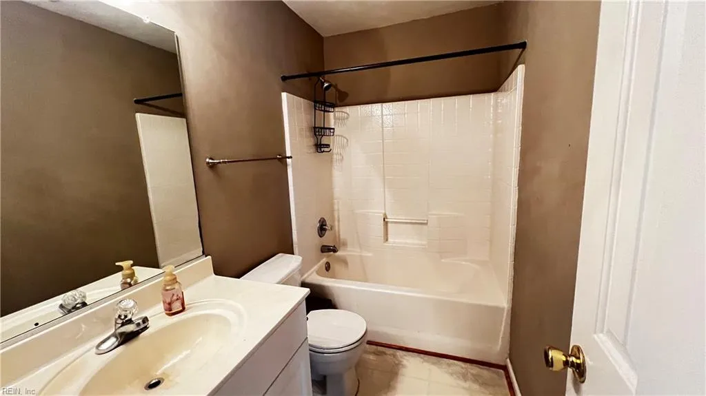 Suffolk, Virginia 23435, United States, 3 Bedrooms Bedrooms, ,3 BathroomsBathrooms,Residential,Active,153902