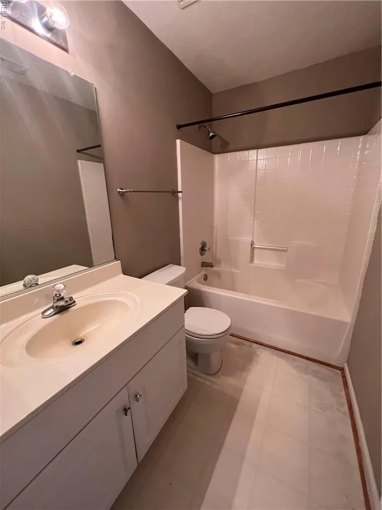 Suffolk, Virginia 23435, United States, 3 Bedrooms Bedrooms, ,3 BathroomsBathrooms,Residential,Active,153902