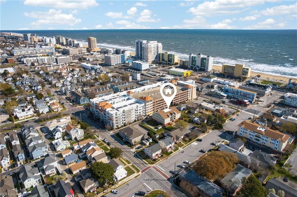 Photo of 315 24th Street #320, Virginia Beach, VA 23451 (MLS # 10626714)