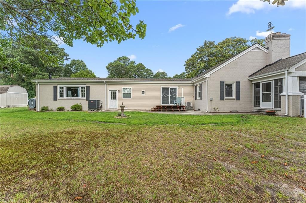 Photo of 2079 Riverwalk Lane, Hayes, VA 23072 (MLS # 10641948)