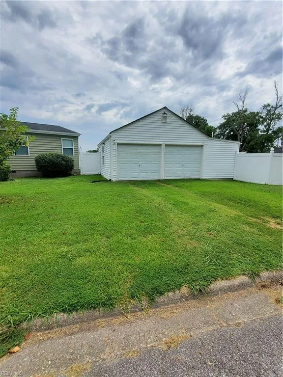 Portsmouth, Virginia 23701, United States, 3 Bedrooms Bedrooms, ,2 BathroomsBathrooms,Residential,Active,118819