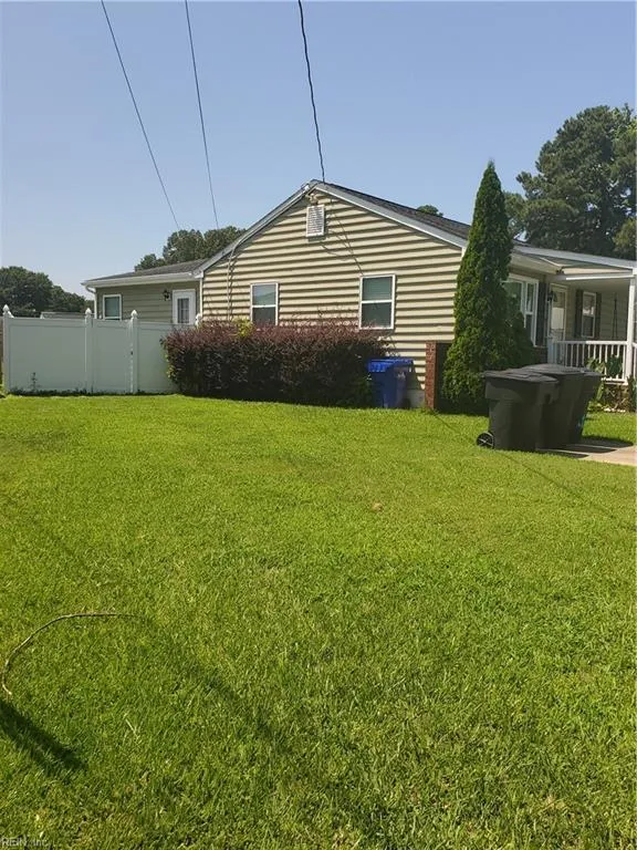 Portsmouth, Virginia 23701, United States, 3 Bedrooms Bedrooms, ,2 BathroomsBathrooms,Residential,Active,118819