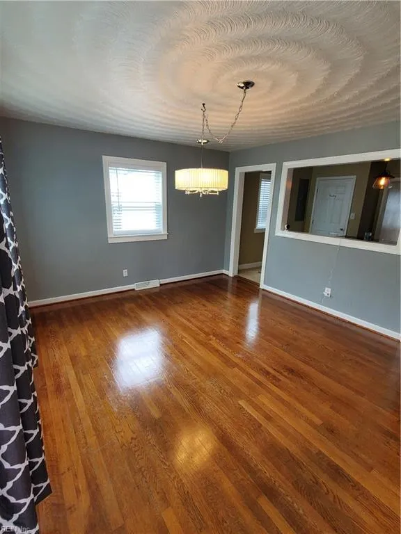 Portsmouth, Virginia 23701, United States, 3 Bedrooms Bedrooms, ,2 BathroomsBathrooms,Residential,Active,118819