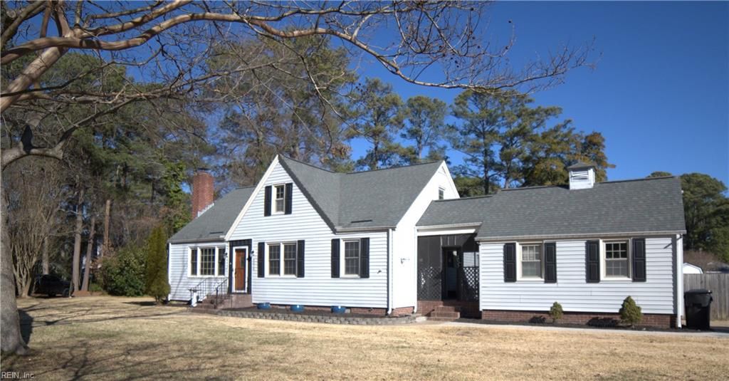 Photo of 4614 High Street W, Portsmouth, VA 23703 (MLS # 10617497)
