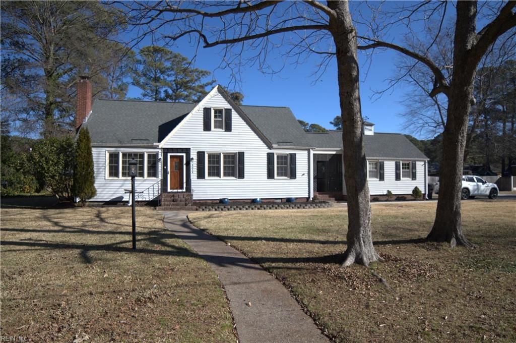 Photo of 4614 High Street W, Portsmouth, VA 23703 (MLS # 10617497)