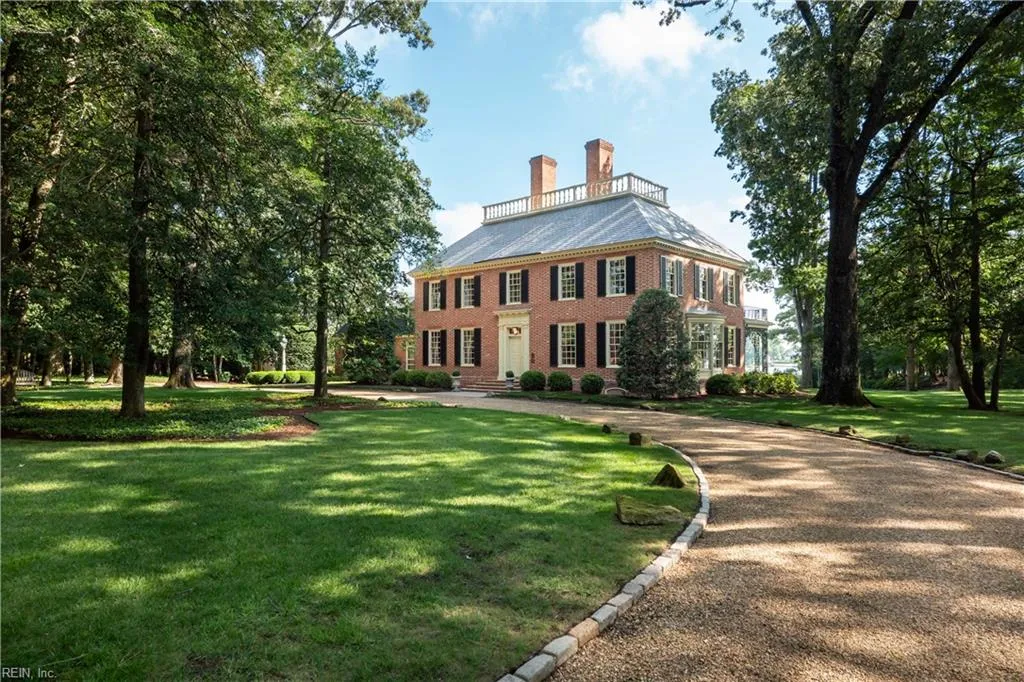 Virginia Beach, Virginia 23451, United States, 5 Bedrooms Bedrooms, ,7 BathroomsBathrooms,Residential,Active,197449