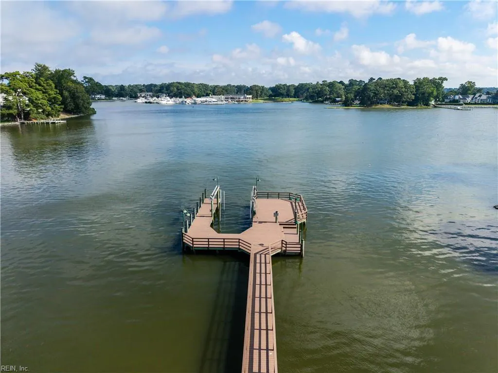 Virginia Beach, Virginia 23451, United States, 5 Bedrooms Bedrooms, ,7 BathroomsBathrooms,Residential,Active,197449