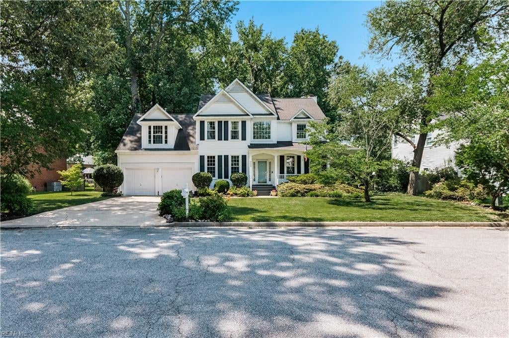 Photo of 923 Blackthorne Dr DR, Chesapeake, VA 23322 (MLS # 10642546)