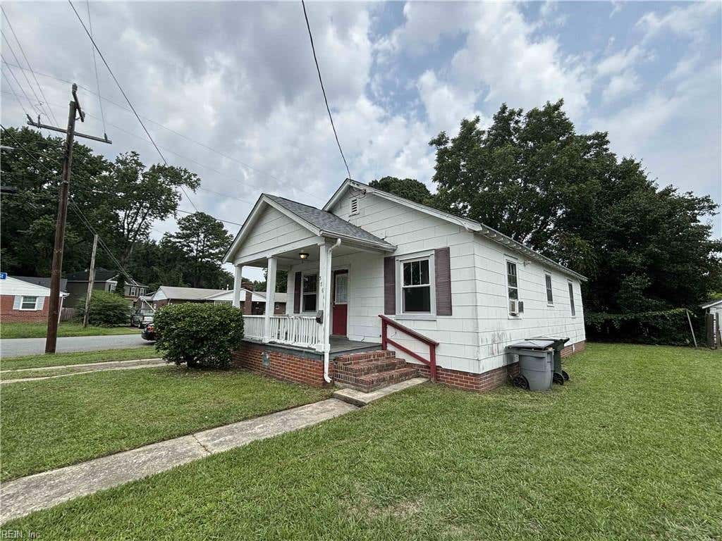 Photo of 386 Leeland Avenue, Hampton, VA 23661 (MLS # 10646529)