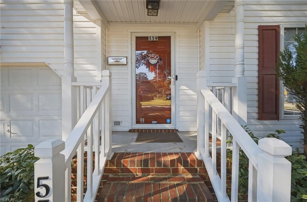 Photo of 559 Suburban Parkway, Norfolk, VA 23505 (MLS # 10659699)
