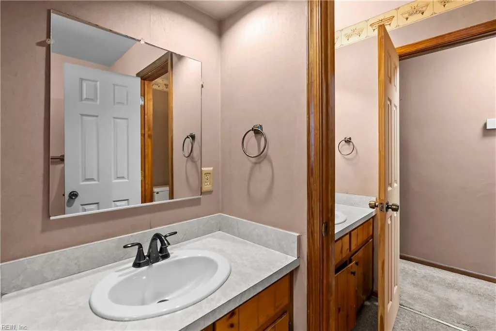 Portsmouth, Virginia 23701, United States, 3 Bedrooms Bedrooms, ,2 BathroomsBathrooms,Residential,Active,233617