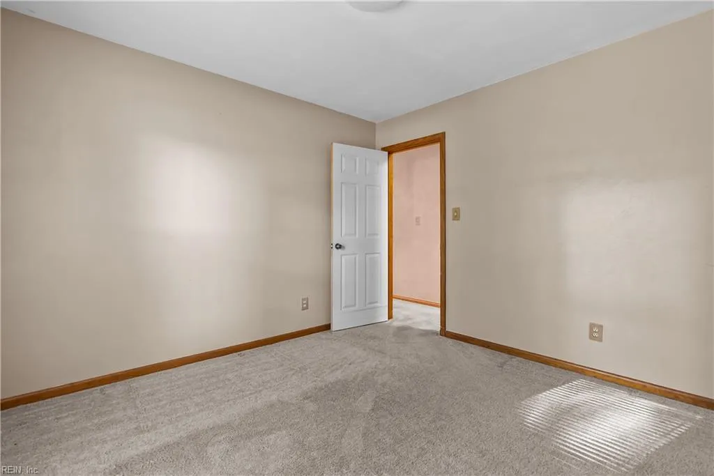 Portsmouth, Virginia 23701, United States, 3 Bedrooms Bedrooms, ,2 BathroomsBathrooms,Residential,Active,233617