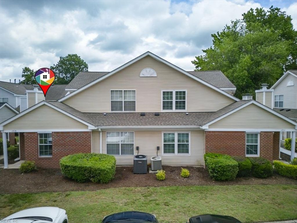 Photo of 1713 Orchard Way, Chesapeake, VA 23320 (MLS # 10641020)