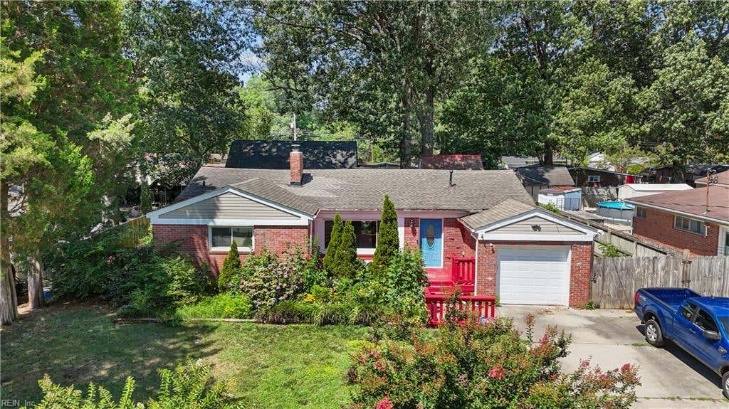 Photo of 1204 Fontana Avenue, Chesapeake, VA 23325 (MLS # 10641369)