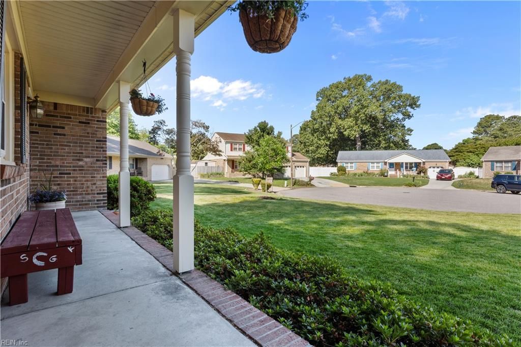 Photo of 1604 Macguffie Court, Virginia Beach, VA 23464 (MLS # 10635519)