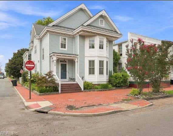 Photo of 448 Washington Street, Portsmouth, VA 23704 (MLS # 10650518)