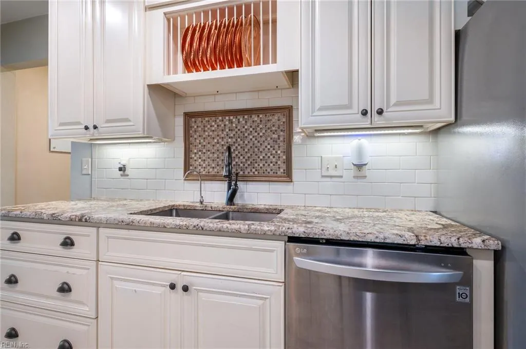 Virginia Beach, Virginia 23464, United States, 3 Bedrooms Bedrooms, ,2 BathroomsBathrooms,Residential,Active,111436