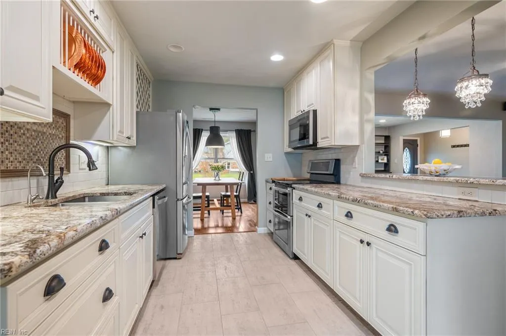 Virginia Beach, Virginia 23464, United States, 3 Bedrooms Bedrooms, ,2 BathroomsBathrooms,Residential,Active,111436