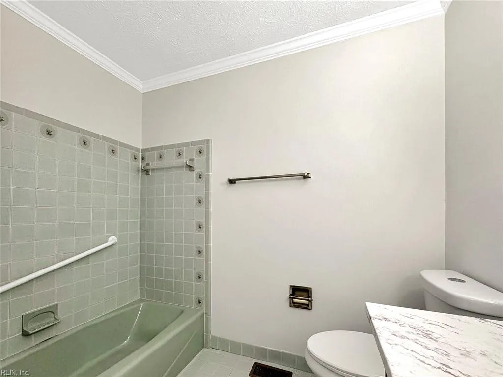 Williamsburg, Virginia 23185, United States, 3 Bedrooms Bedrooms, ,3 BathroomsBathrooms,Residential,Pending,19392