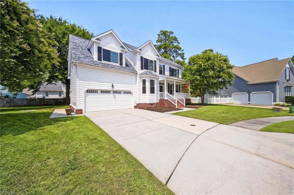 Photo of 1102 Watsons Glen Court, Chesapeake, VA 23322 (MLS # 10646724)