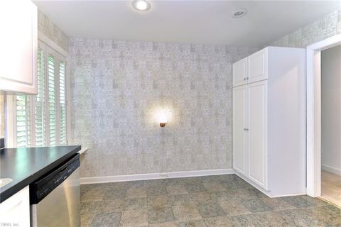 Townhouse in Williamsburg VA 8330 Barons Court 9.jpg