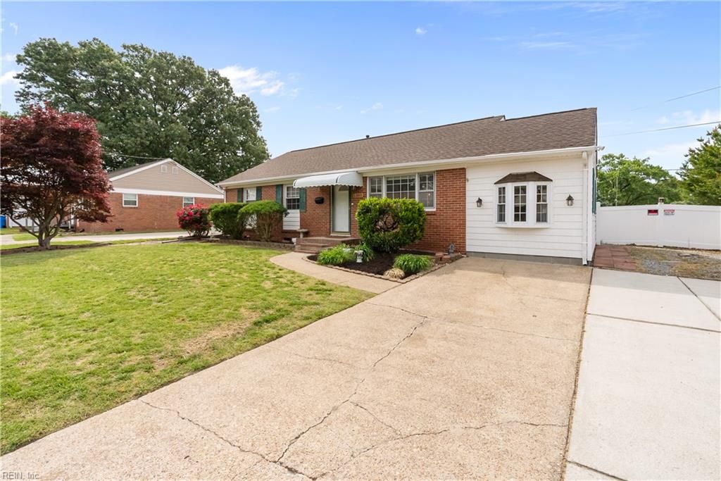 Photo of 1302 Jerome Street, Chesapeake, VA 23324 (MLS # 10632466)