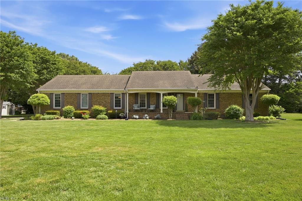 Photo of 504 Westbrook Court, Virginia Beach, VA 23455 (MLS # 10632827)