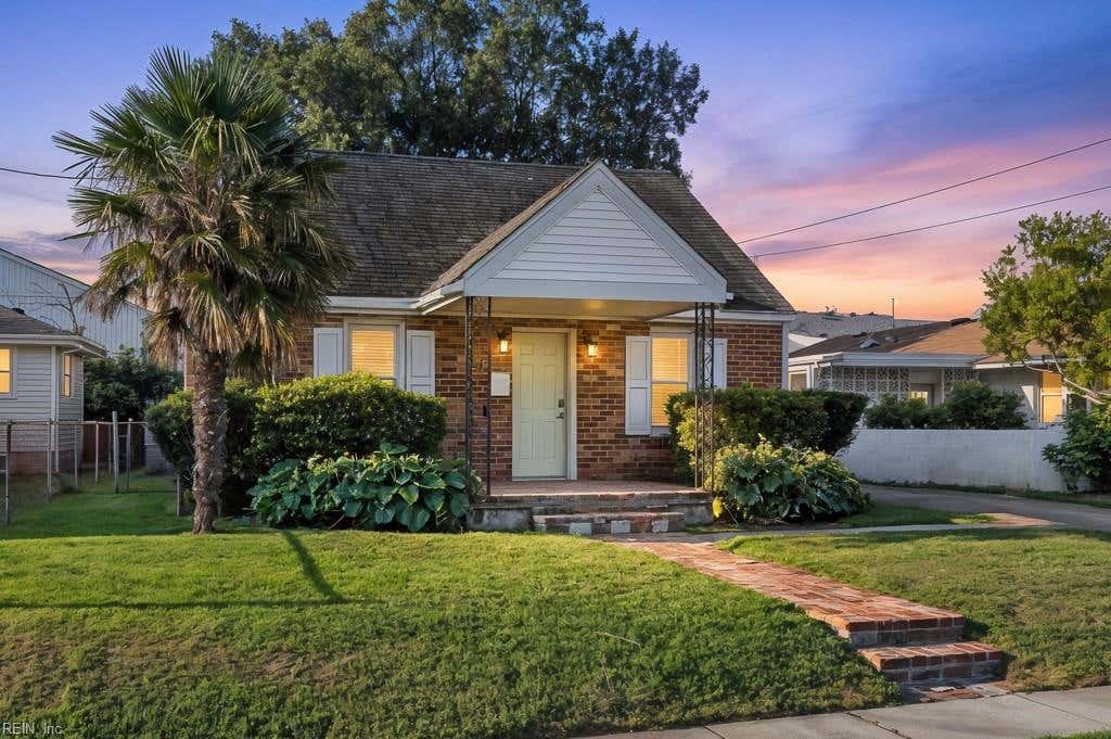 Photo of 406 High Point Avenue, Virginia Beach, VA 23451 (MLS # 10651165)