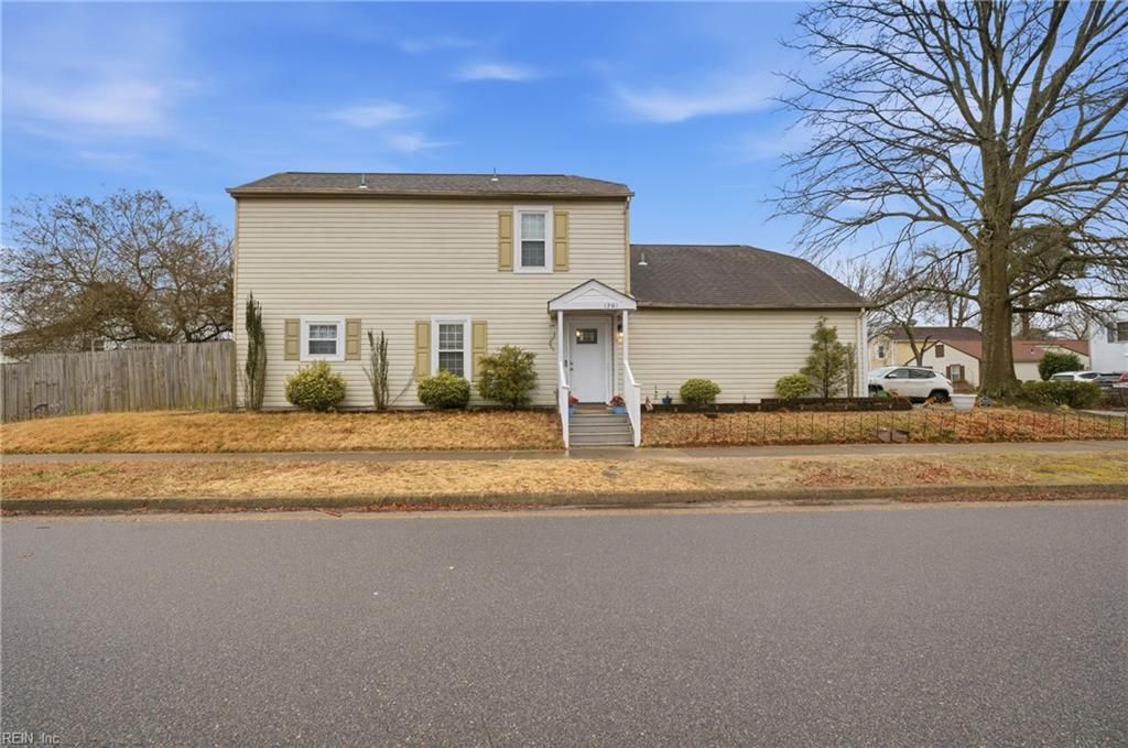 Photo of 1261 Lord Dunmore Drive, Virginia Beach, VA 23464 (MLS # 10621002)