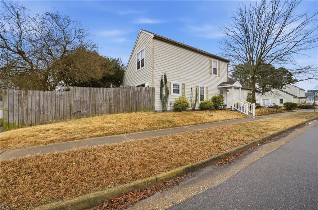 Photo of 1261 Lord Dunmore Drive, Virginia Beach, VA 23464 (MLS # 10621002)