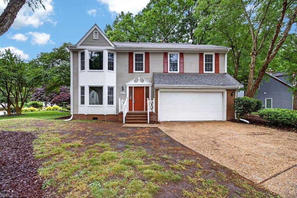 Photo of 824 Lancaster Lane, Newport News, VA 23602 (MLS # 10657242)