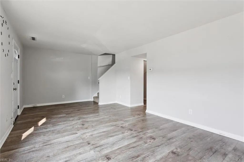 Virginia Beach, Virginia 23453, United States, 3 Bedrooms Bedrooms, ,3 BathroomsBathrooms,Residential,Active,145457