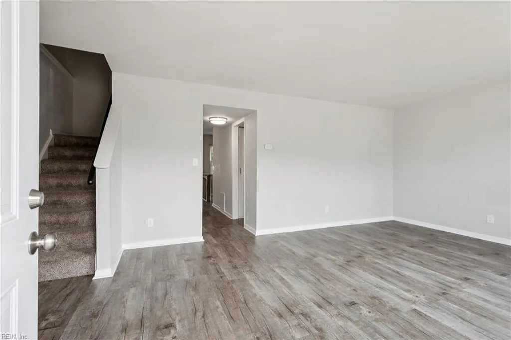 Virginia Beach, Virginia 23453, United States, 3 Bedrooms Bedrooms, ,3 BathroomsBathrooms,Residential,Active,145457