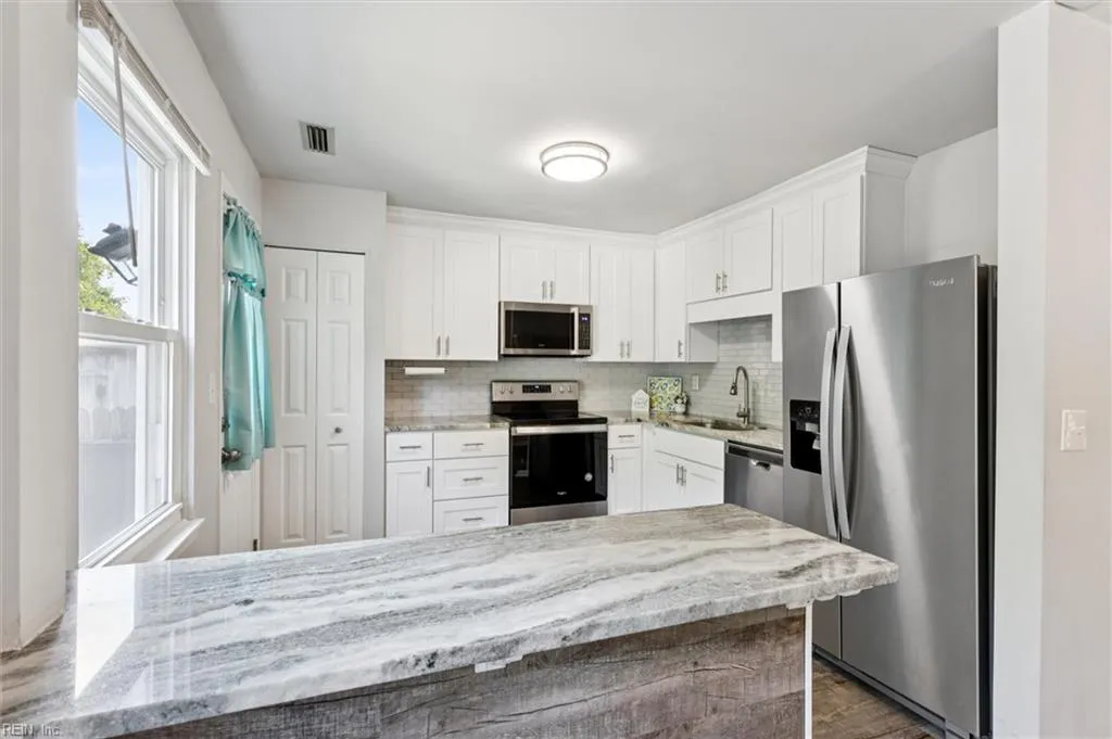 Virginia Beach, Virginia 23453, United States, 3 Bedrooms Bedrooms, ,3 BathroomsBathrooms,Residential,Active,145457