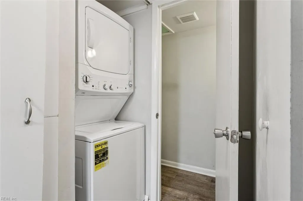 Virginia Beach, Virginia 23453, United States, 3 Bedrooms Bedrooms, ,3 BathroomsBathrooms,Residential,Active,145457