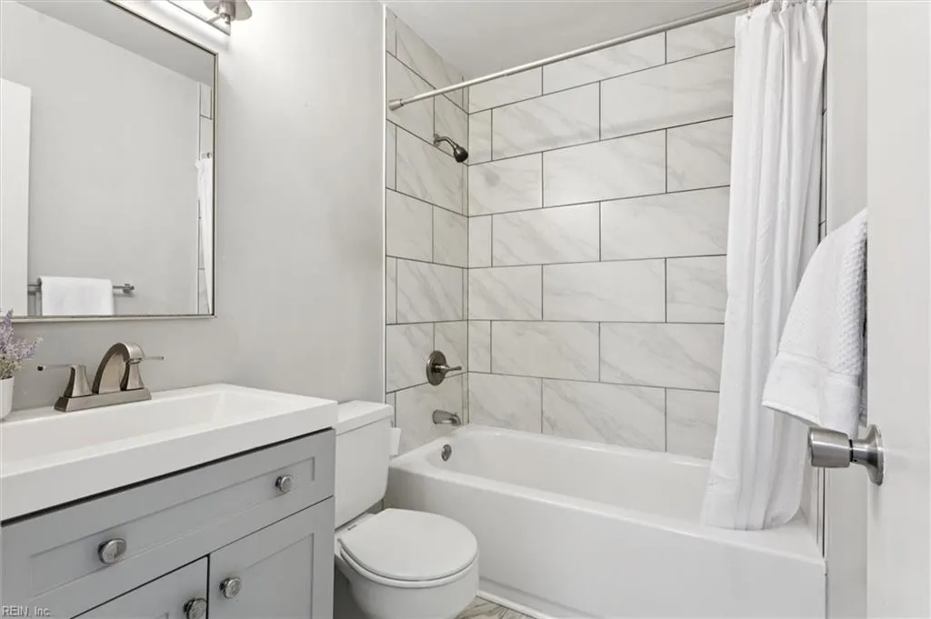 Virginia Beach, Virginia 23453, United States, 3 Bedrooms Bedrooms, ,3 BathroomsBathrooms,Residential,Active,145457