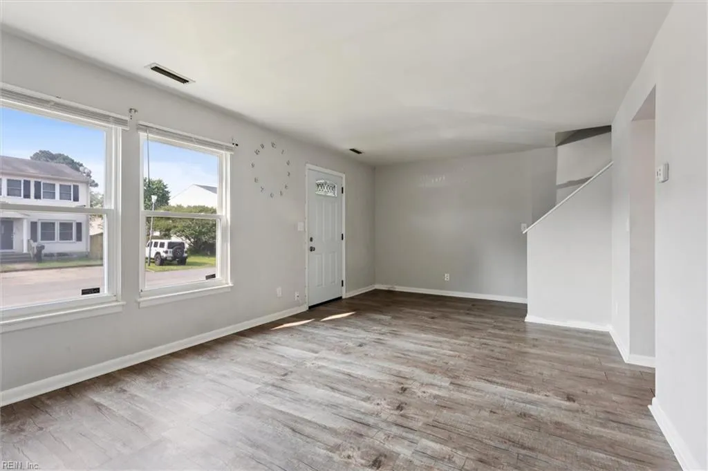 Virginia Beach, Virginia 23453, United States, 3 Bedrooms Bedrooms, ,3 BathroomsBathrooms,Residential,Active,145457