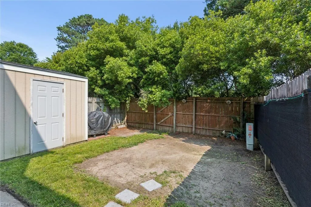 Virginia Beach, Virginia 23453, United States, 3 Bedrooms Bedrooms, ,3 BathroomsBathrooms,Residential,Active,145457