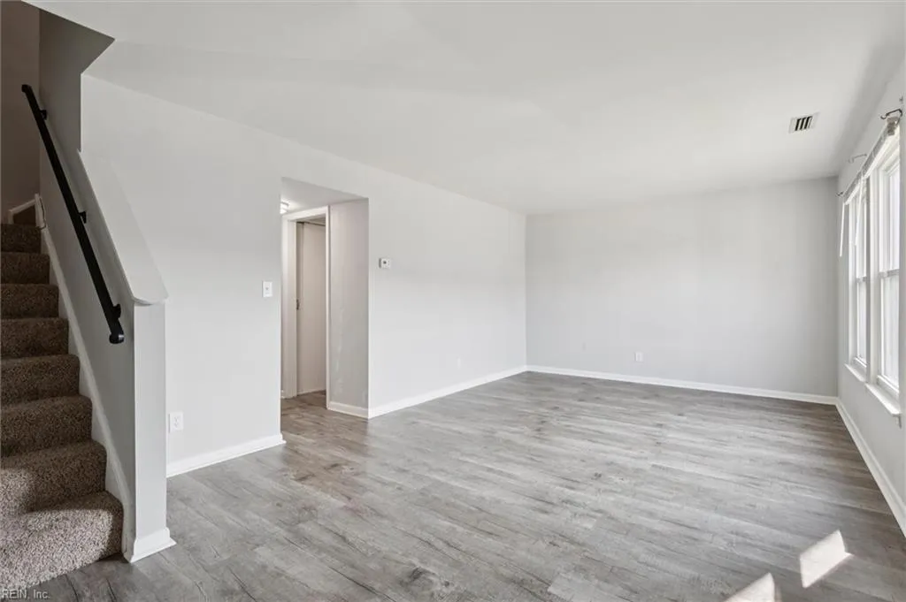 Virginia Beach, Virginia 23453, United States, 3 Bedrooms Bedrooms, ,3 BathroomsBathrooms,Residential,Active,145457