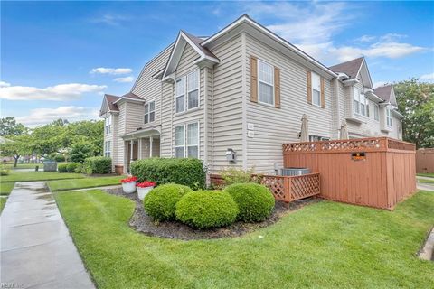 137 White Cedar LN Yorktown VA 23693
